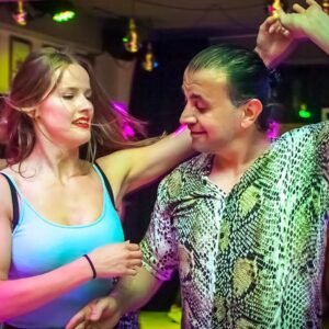 Salsa beginners course – 8 lessons over 8 weeks